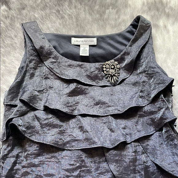 Laura Petites Dress - Picture 3 of 12